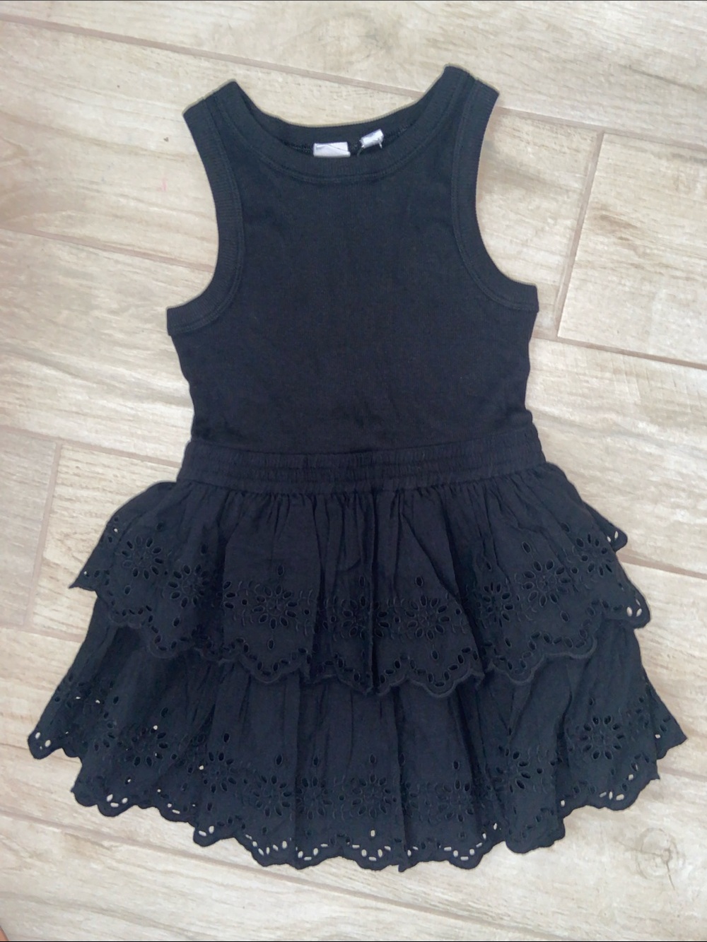 Gap Girls Small Black Eyelet Tiered Dress - Sleeveless Knit Jersey Style New